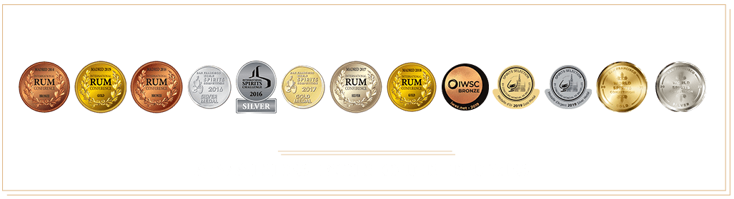 AWARDS FOR OUR RUMS-min